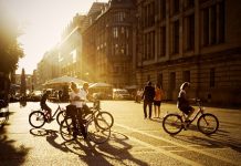 Un cuarto de los españoles usa la bicicleta cada semana