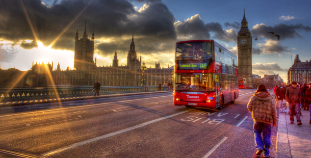 Los autobuses londinenses funcionan con combustible preparado con residuos de café