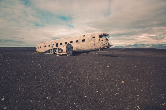 El misterioso avión abandonado en Islandia