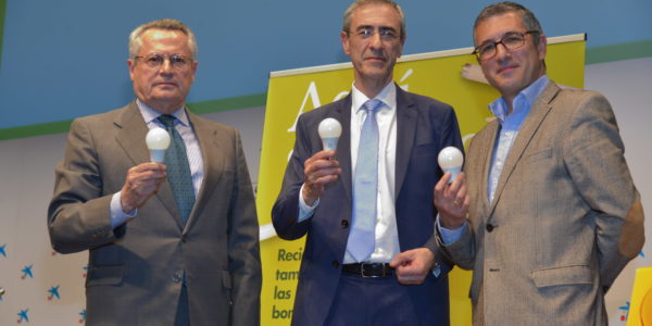 reciclaje bombilla 200 millones AMBILAMP