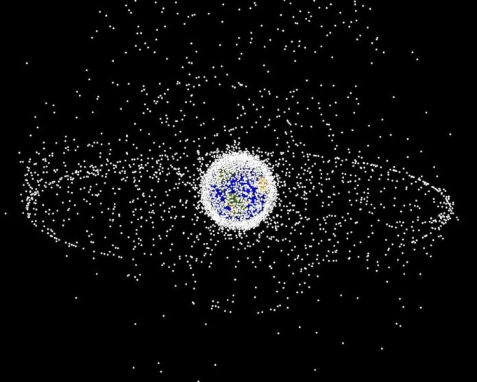 ¿Cómo limpiar la basura espacial?
