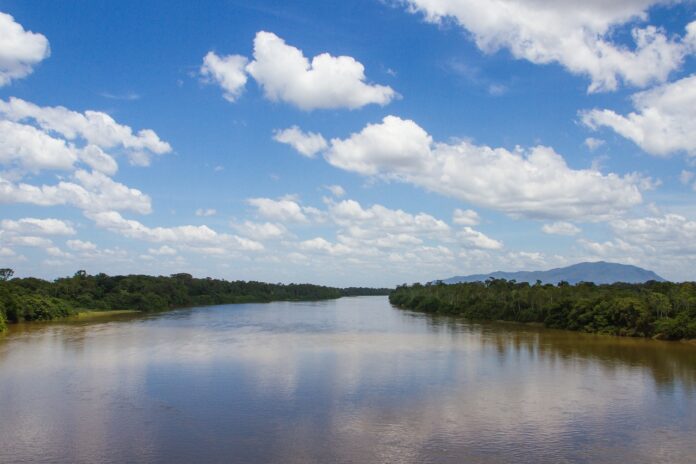 Maravillas naturales: Un recorrido por los ríos más grandes del mundo