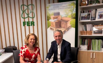 FER y AMBIENVASES impulsan la circularidad de envases industriales