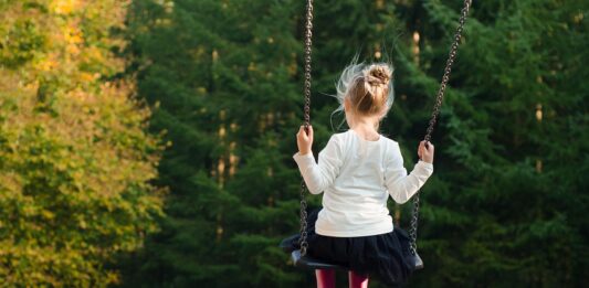 Espacios verdes y salud mental infantil