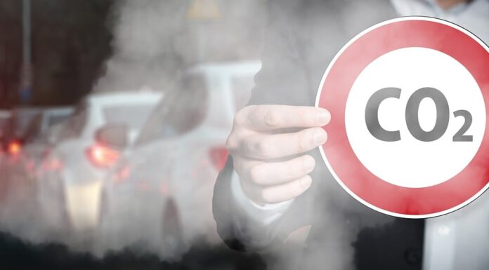 Emisiones co2 en europa: primer repunte en coches y furgonetas nuevas