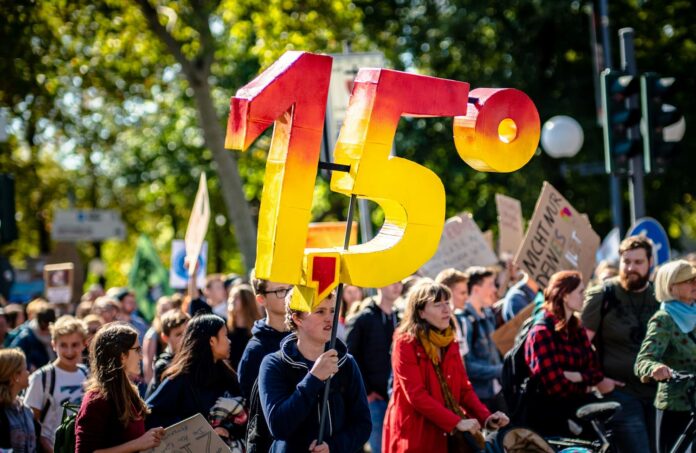 Jóvenes por el clima: la nueva fuerza del activismo ambiental global Jóvenes por el clima: la nueva fuerza del activismo ambiental global