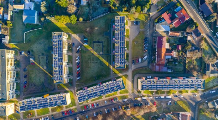 Placas solares comunitarias